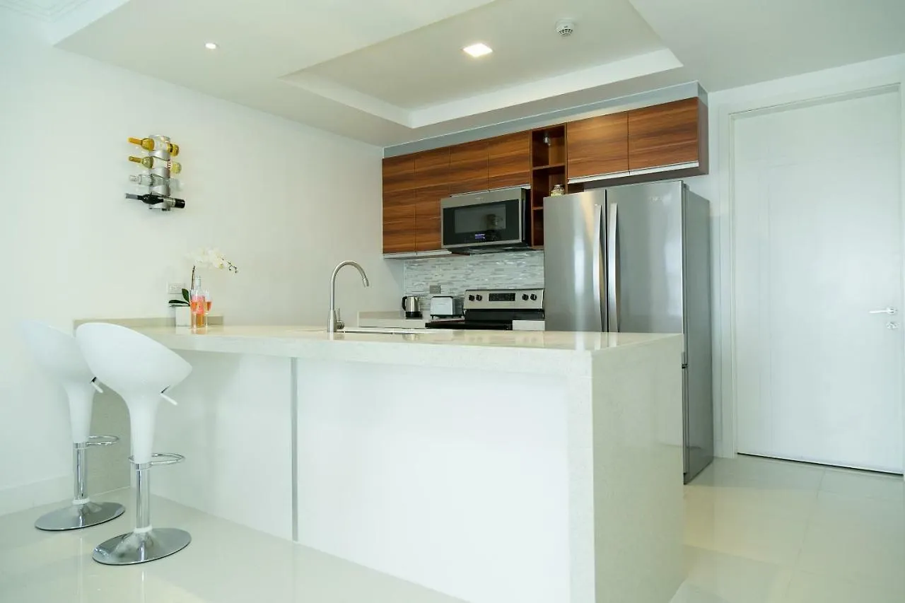 Ultra Luxury Apartment @ 20 South Kingston